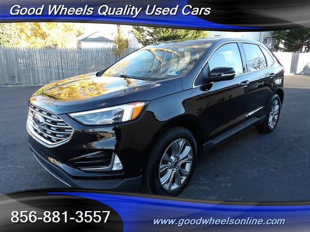 2019 Ford Edge Titanium AWD photo
