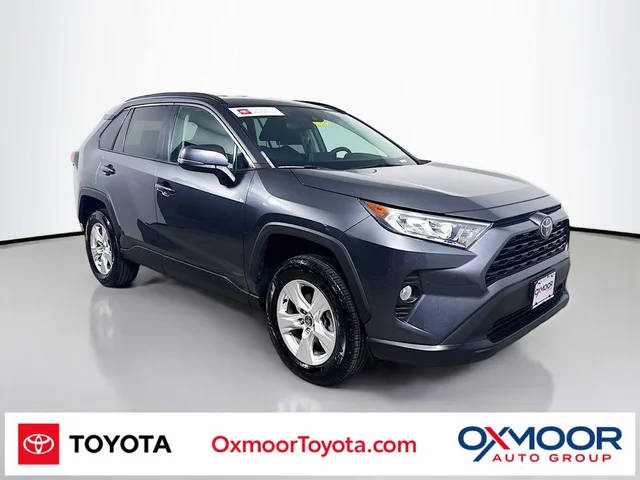 2020 Toyota RAV4 XLE AWD photo