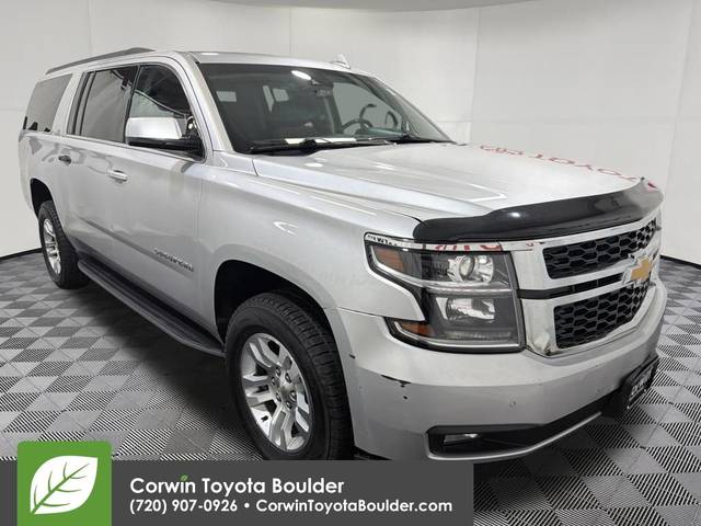 2019 Chevrolet Suburban LT 4WD photo