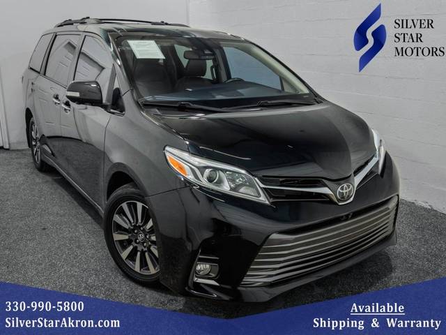 2020 Toyota Sienna Limited Premium AWD photo