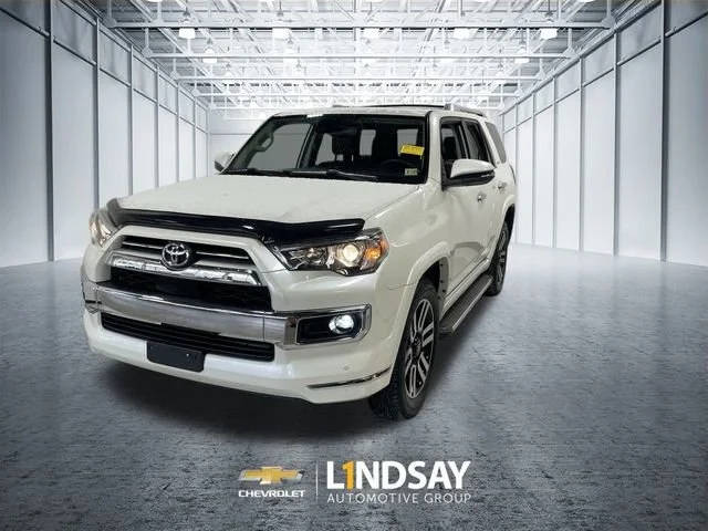 2020 Toyota 4Runner Limited 4WD photo