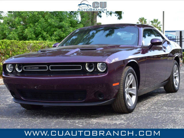 2020 Dodge Challenger SXT RWD photo