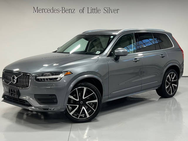 2020 Volvo XC90 Momentum AWD photo