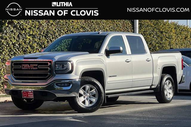 2017 GMC Sierra 1500 SLE 4WD photo