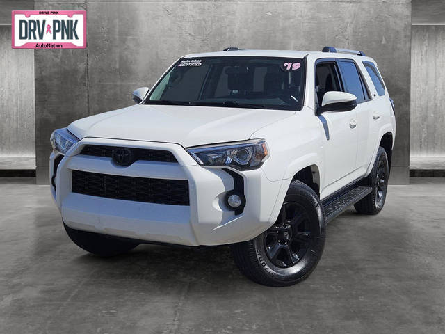 2019 Toyota 4Runner SR5 4WD photo