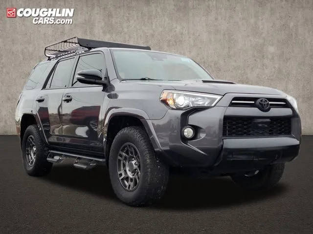 2020 Toyota 4Runner Venture 4WD photo