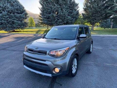 2019 Kia Soul + FWD photo