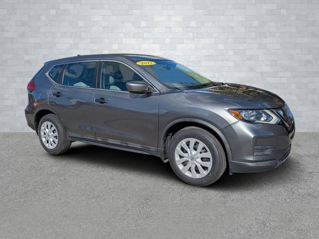 2017 Nissan Rogue S FWD photo
