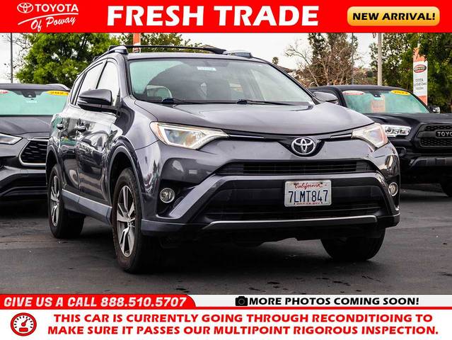 2016 Toyota RAV4 XLE FWD photo