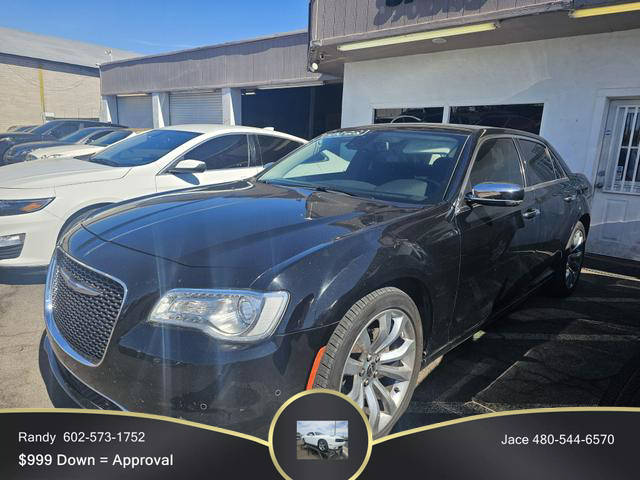 2019 Chrysler 300 Limited RWD photo