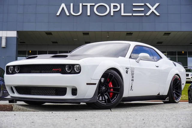 2020 Dodge Challenger SRT Hellcat Redeye Widebody RWD photo