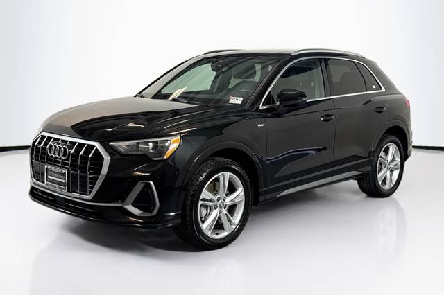 2020 Audi Q3 S line Premium AWD photo