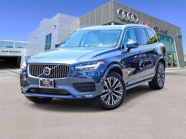 2020 Volvo XC90 Momentum AWD photo