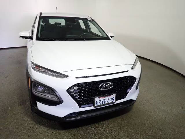 2020 Hyundai Kona SE FWD photo