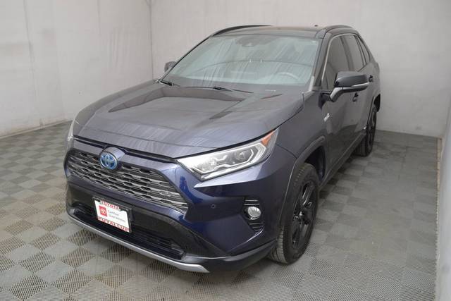 2020 Toyota RAV4 Hybrid XSE AWD photo