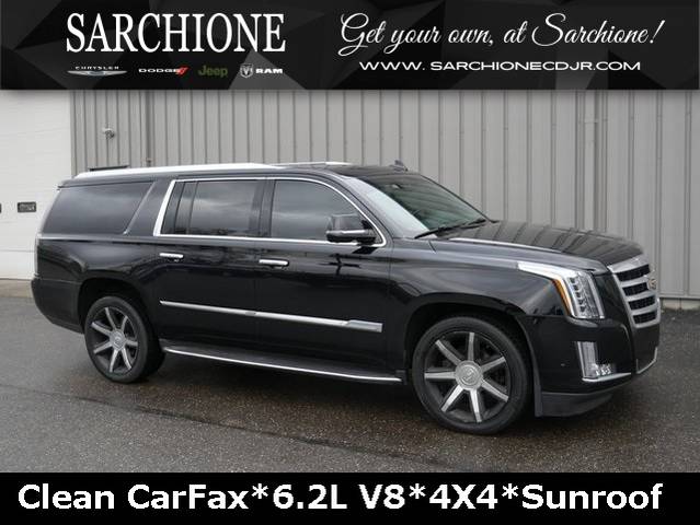 2017 Cadillac Escalade ESV Luxury 4WD photo
