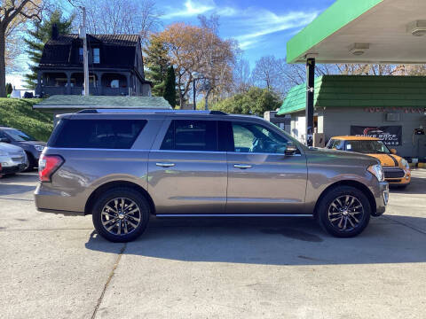 2019 Ford Expedition Max Limited 4WD photo