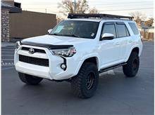 2019 Toyota 4Runner SR5 4WD photo