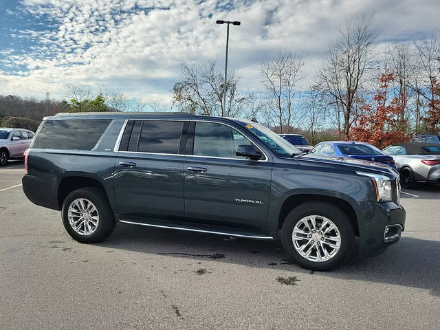 2019 GMC Yukon XL SLT 4WD photo