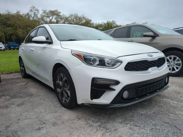 2020 Kia Forte LXS FWD photo