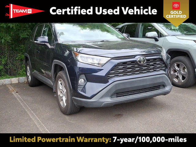2020 Toyota RAV4 XLE AWD photo