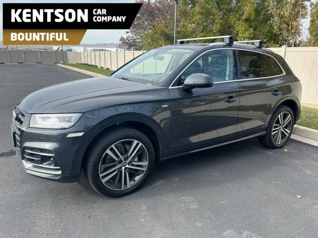 2020 Audi Q5 Premium Plus AWD photo