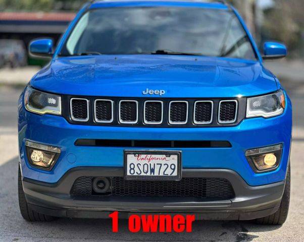 2020 Jeep Compass Latitude w/Sun/Safety Pkg FWD photo