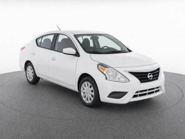 2019 Nissan Versa SV FWD photo