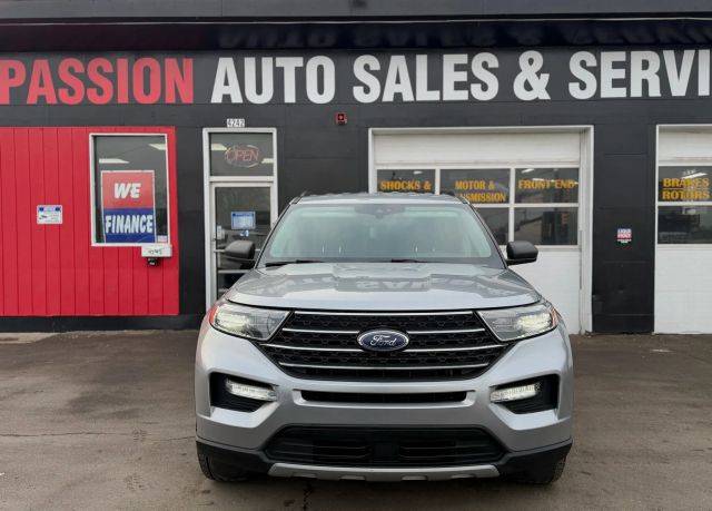 2020 Ford Explorer XLT 4WD photo