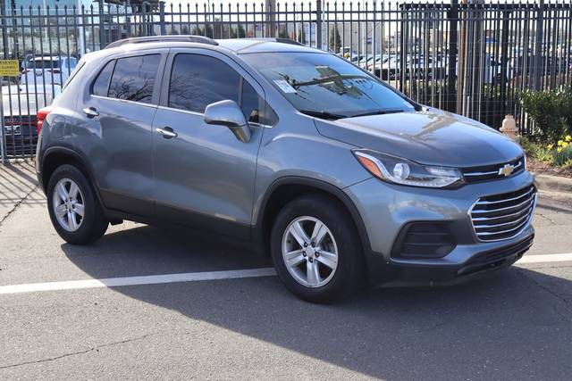 2020 Chevrolet Trax LT FWD photo