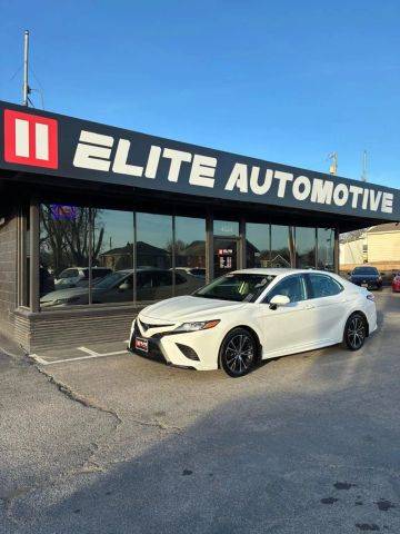 2020 Toyota Camry SE AWD photo