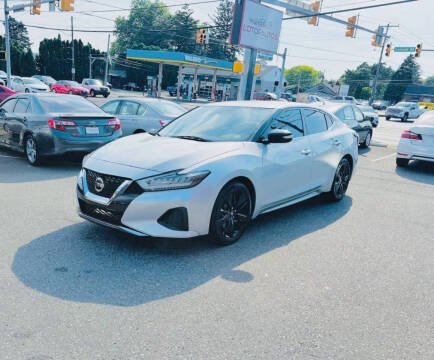 2019 Nissan Maxima SV FWD photo