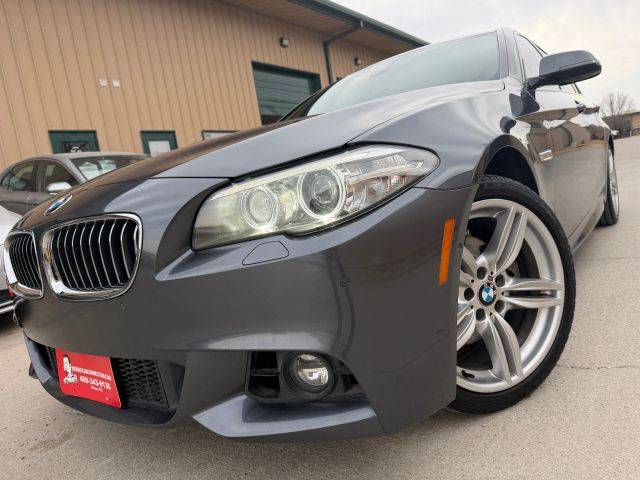 2016 BMW 5 Series 528i xDrive AWD photo