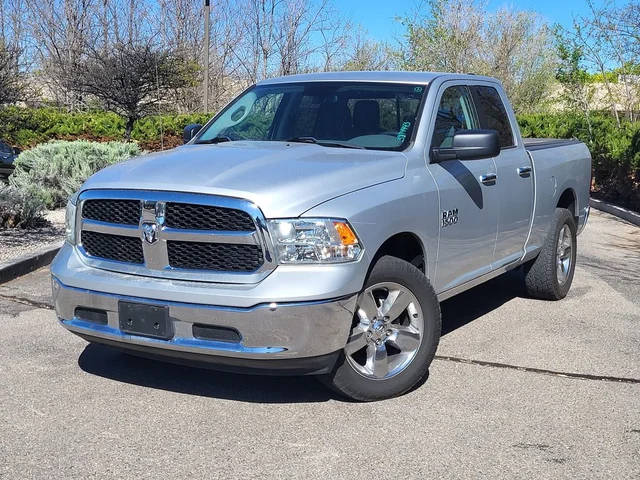 2018 Ram 1500 SLT 4WD photo