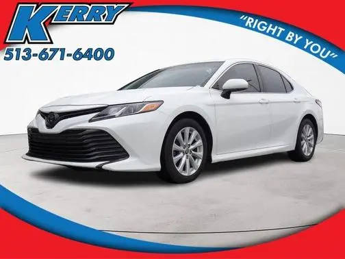 2020 Toyota Camry LE FWD photo