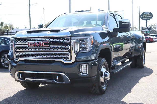 2020 GMC Sierra 3500HD Denali 4WD photo