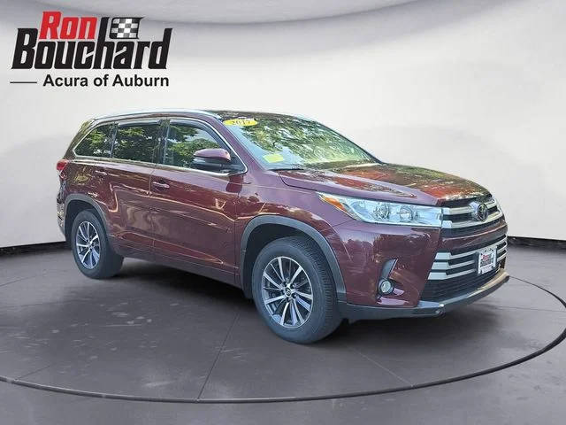 2017 Toyota Highlander XLE AWD photo