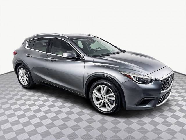 2019 Infiniti QX30 LUXE FWD photo
