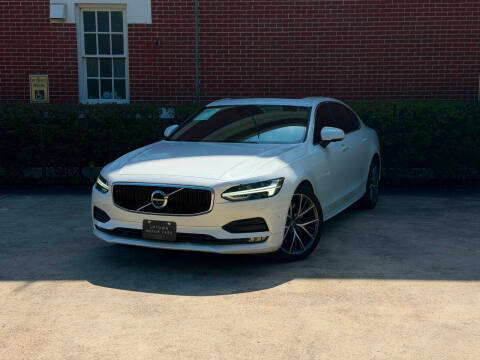 2019 Volvo S90 Momentum AWD photo