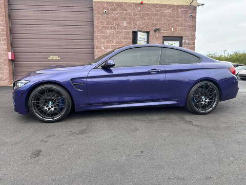 2020 BMW M4 RWD photo