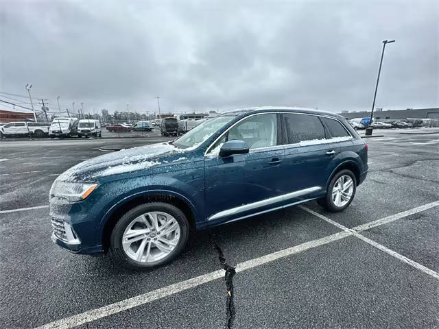 2020 Audi Q7 Premium AWD photo