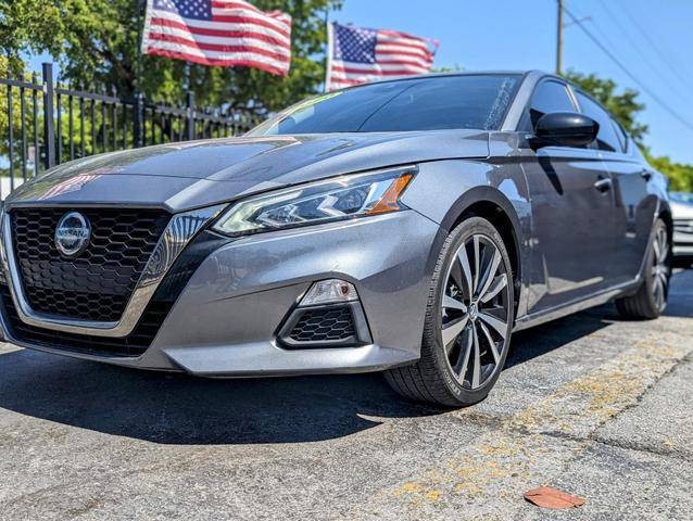 2020 Nissan Altima 2.5 SR FWD photo