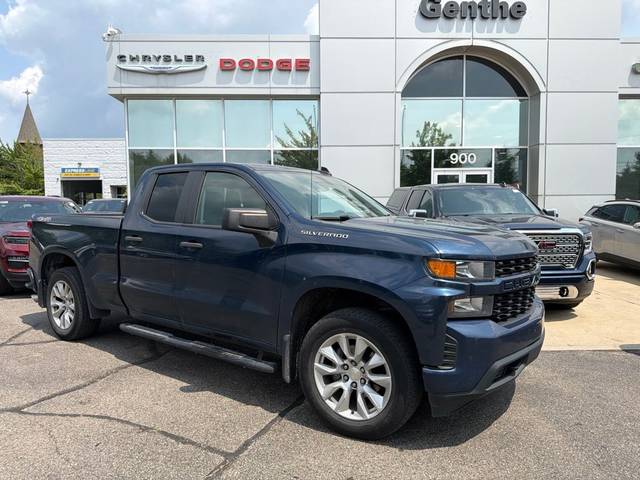 2020 Chevrolet Silverado 1500 Custom 4WD photo
