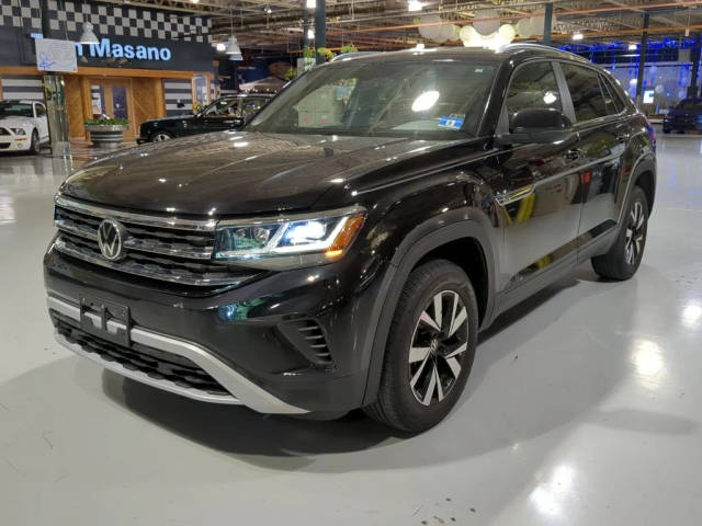2020 Volkswagen Atlas Cross Sport 2.0T SE AWD photo