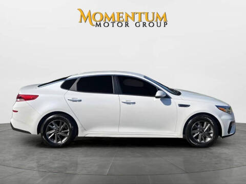 2019 Kia Optima LX FWD photo