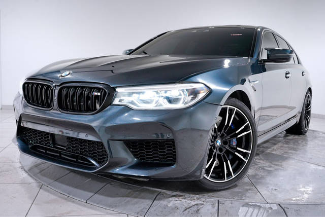 2018 BMW M5  AWD photo
