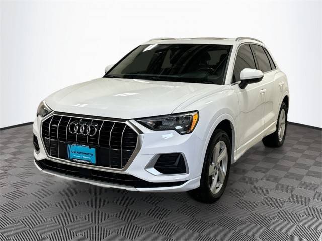 2019 Audi Q3 Premium AWD photo