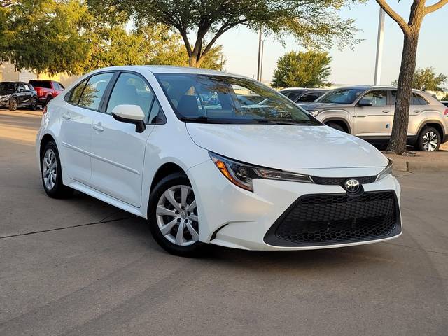 2021 Toyota Corolla LE FWD photo