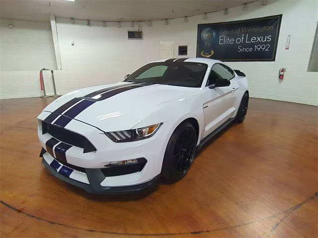 2020 Ford Mustang Shelby GT350 RWD photo