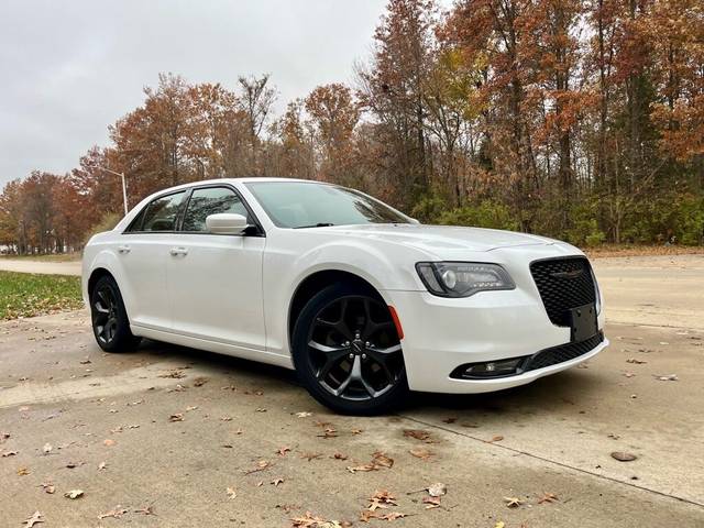 2020 Chrysler 300 300S RWD photo